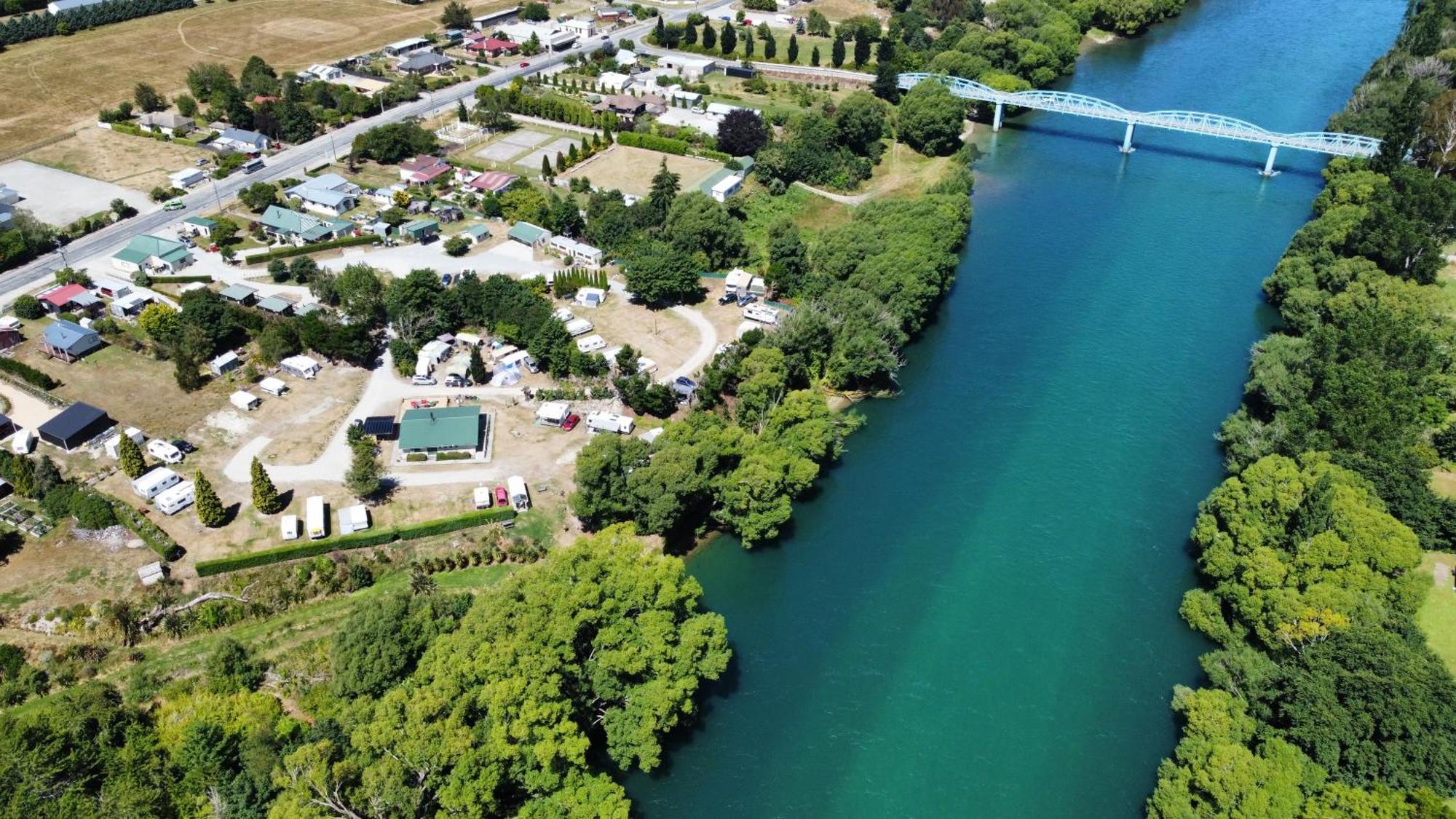 Millers Flat Holiday Park מראה חיצוני תמונה